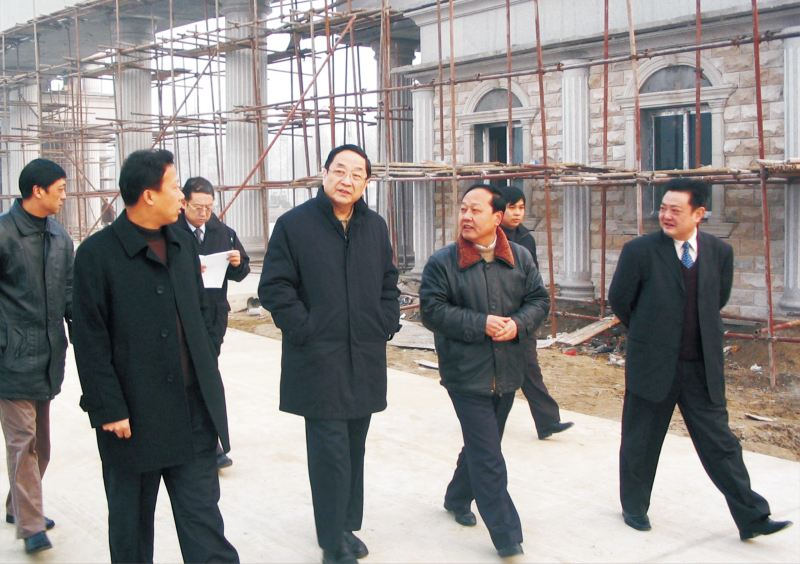 2005年1月14日，中共中央政治局委員、湖北省委書記俞正聲來公司調(diào)研